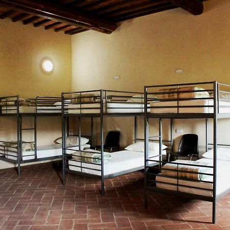 Ostello Contessa Ava Dei Lambardi Monteriggioni Kültér fotó