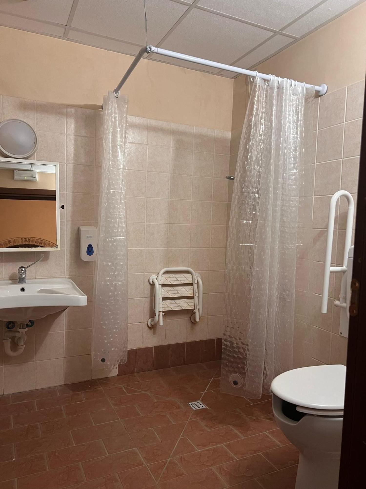 Ostello Contessa Ava Dei Lambardi Monteriggioni Kültér fotó