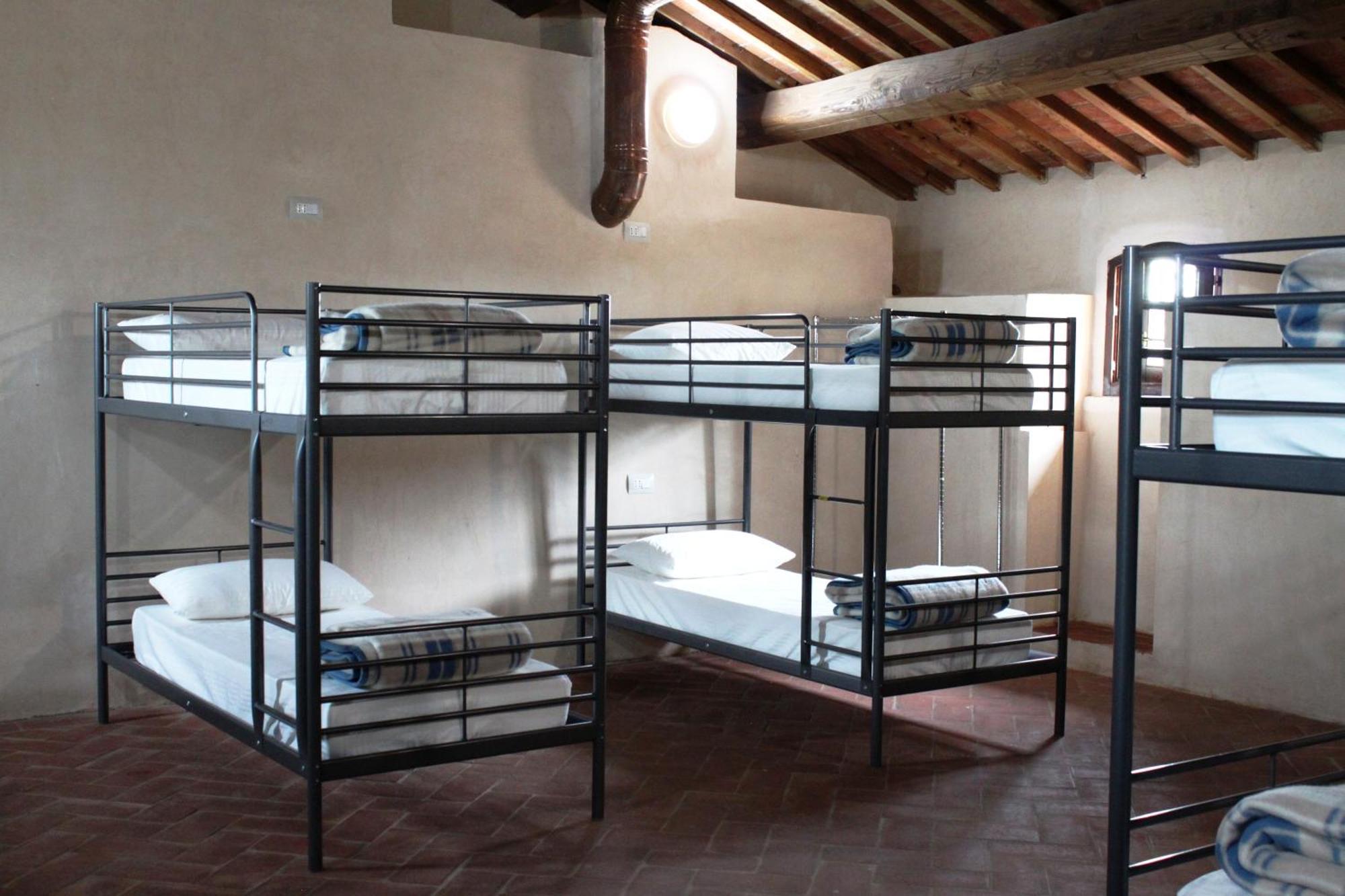 Ostello Contessa Ava Dei Lambardi Monteriggioni Kültér fotó